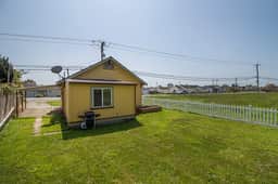 Potter's Bungalow - Near Downtown Plaza, 3 bed - Image 3