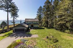 Seawood Vista - Ocean & Redwood Views w/ Hot Tub! - Image 2
