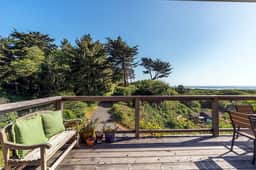 Clam Beach Cottage - New, spectacular ocean view stay! - Image 4