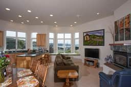 Sunset Vista - Footsteps to the Beach & Pier! - Image 5