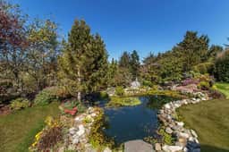 Garden Pond Retreat~Hot tub & Fire Pit! - Image 5
