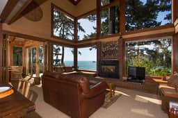 Sea Cliff - Perched above Sea, Romantic & Private! - Image 4