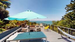 Baker Beach House - NEW LOWER RATE & GREAT VALUE w/ Hot Tub and ocean views! - Image 5