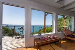 Pelican's Nest - Beach & Dog Lover's Paradise! - Image 5