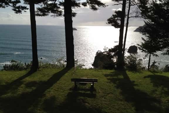 Sunset Knoll - Big Summer Discount & Great Value Ocean Views, Pet Friendly! - Image 1