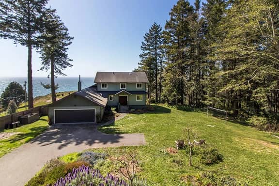 Seawood Vista - Ocean & Redwood Views w/ Hot Tub! - Image 2