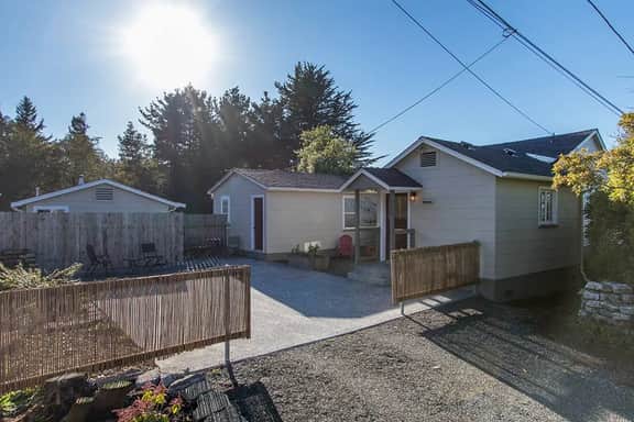 Jane's Creek Cottage ~ Affordable & Near Cal Poly Humboldt! - Image 4