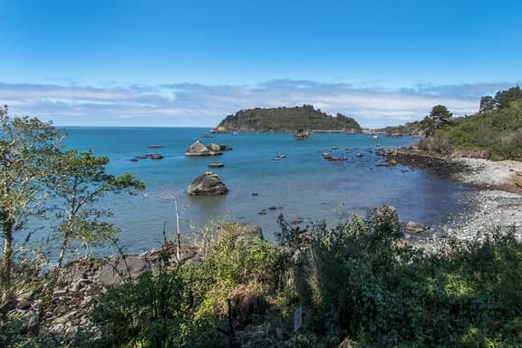 Raven House - Hot Tub, Romantic Ocean Views! - Image 3