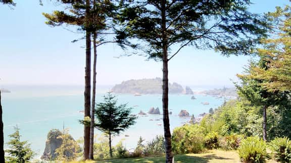 Sunset Knoll - Big Summer Discount & Great Value Ocean Views, Pet Friendly! - Image 3